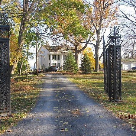 Renwick Clifton House B&B Saugerties Extérieur photo