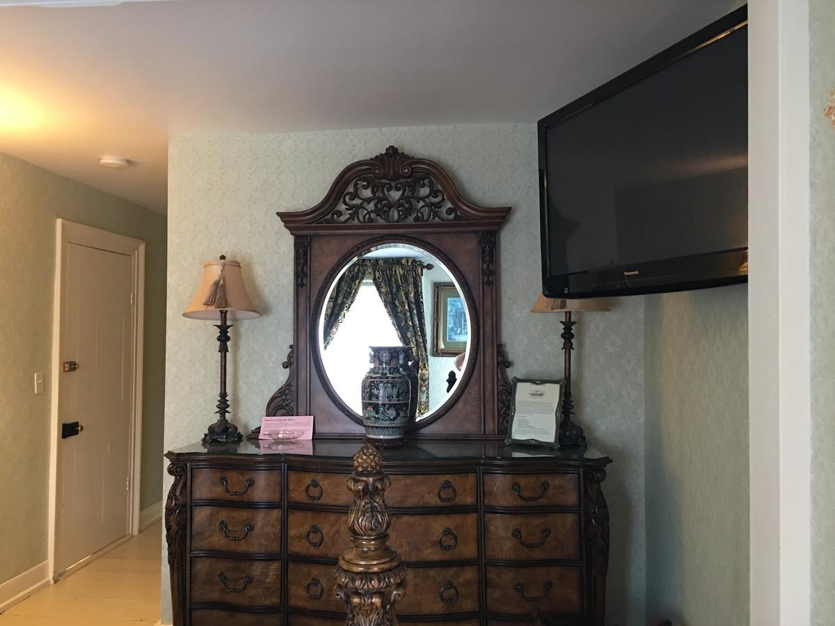 Renwick Clifton House B&B Saugerties Extérieur photo